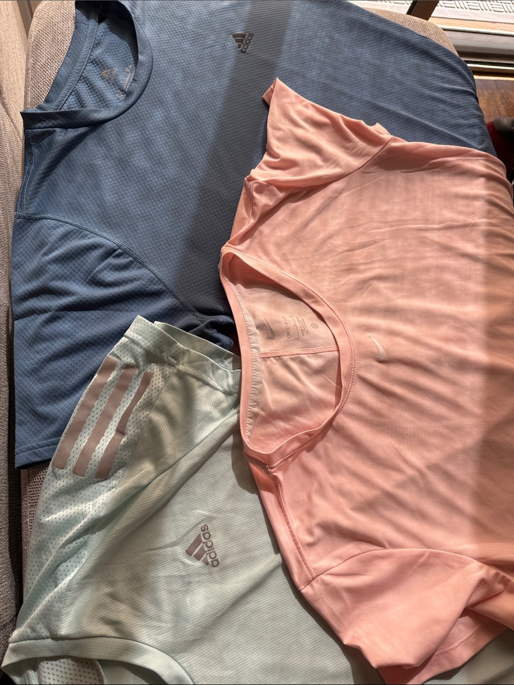 Workout Shirts Bundle - Picture 3 of 3